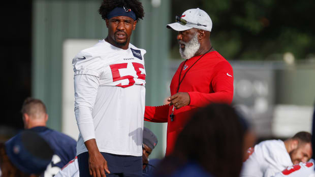 Jerry Hughes, Lovie Smith